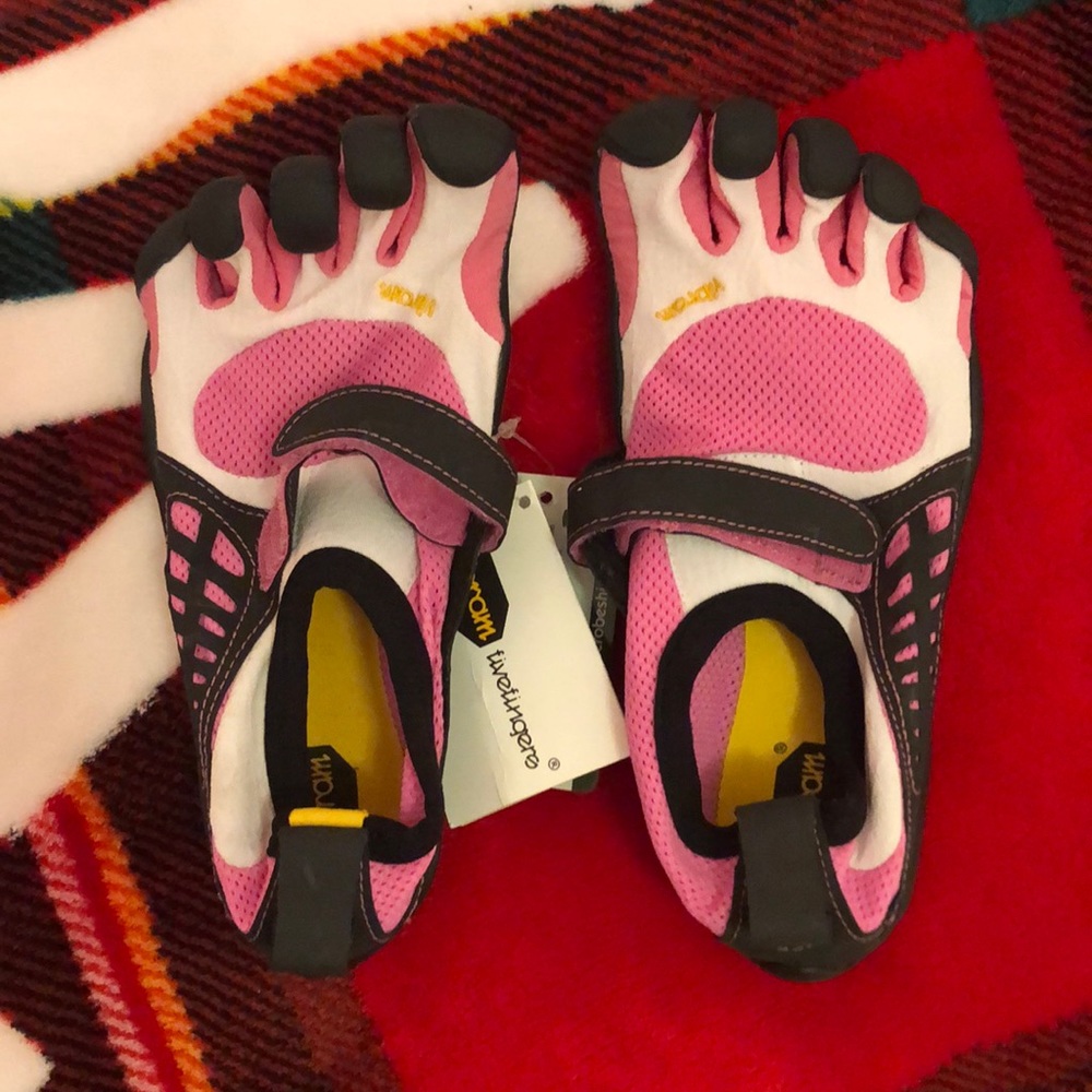 Vibram five finger girls shoes